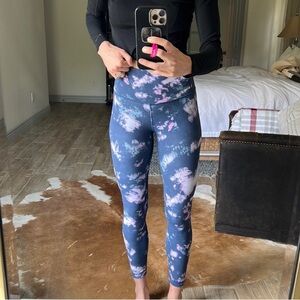 Lululemon Diamond Dye  Tie-Dye Leggings - Pink/Blue Small 6